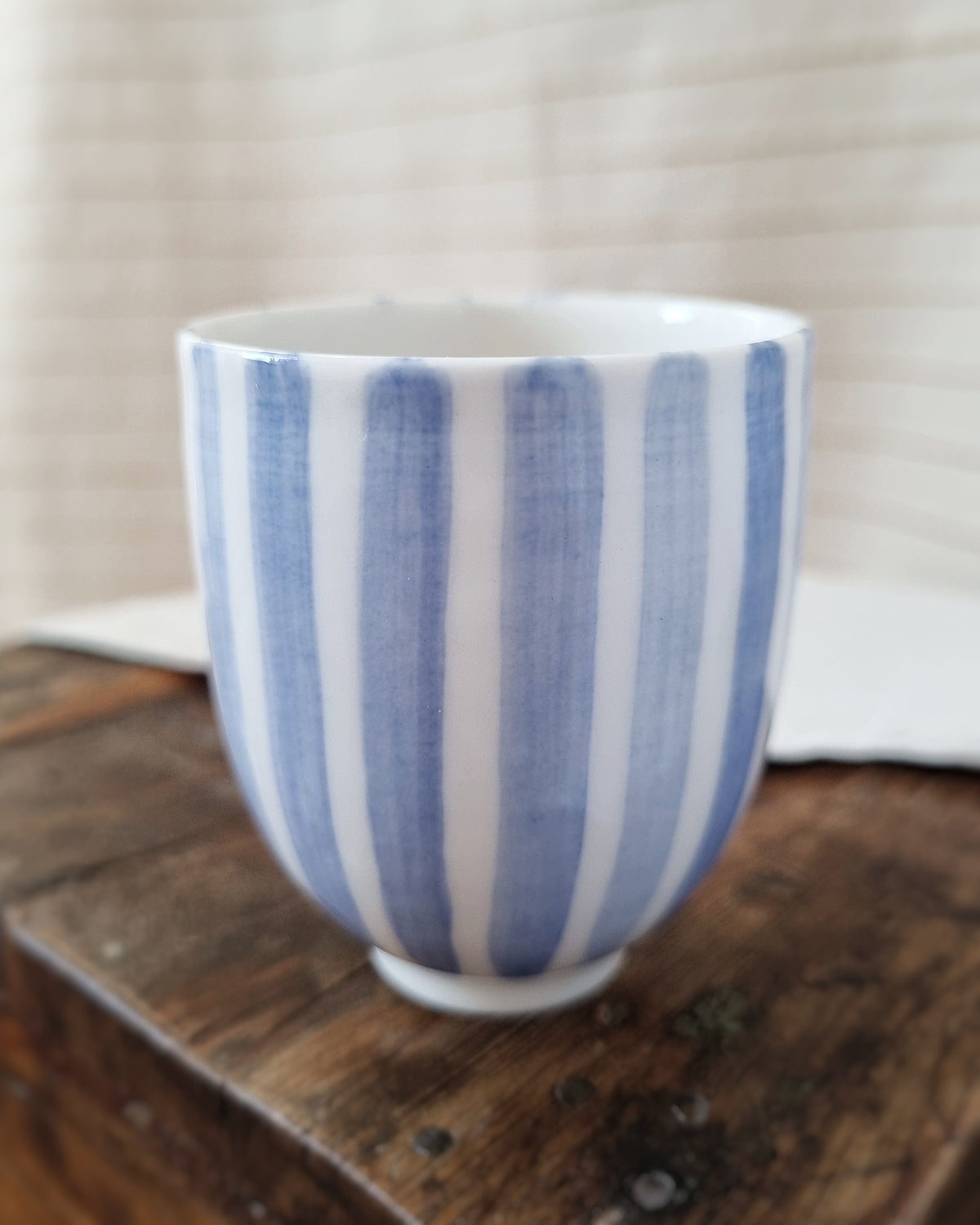 Tasse espresso 100ml, porcelaine blanche, lignes bleu cobalt