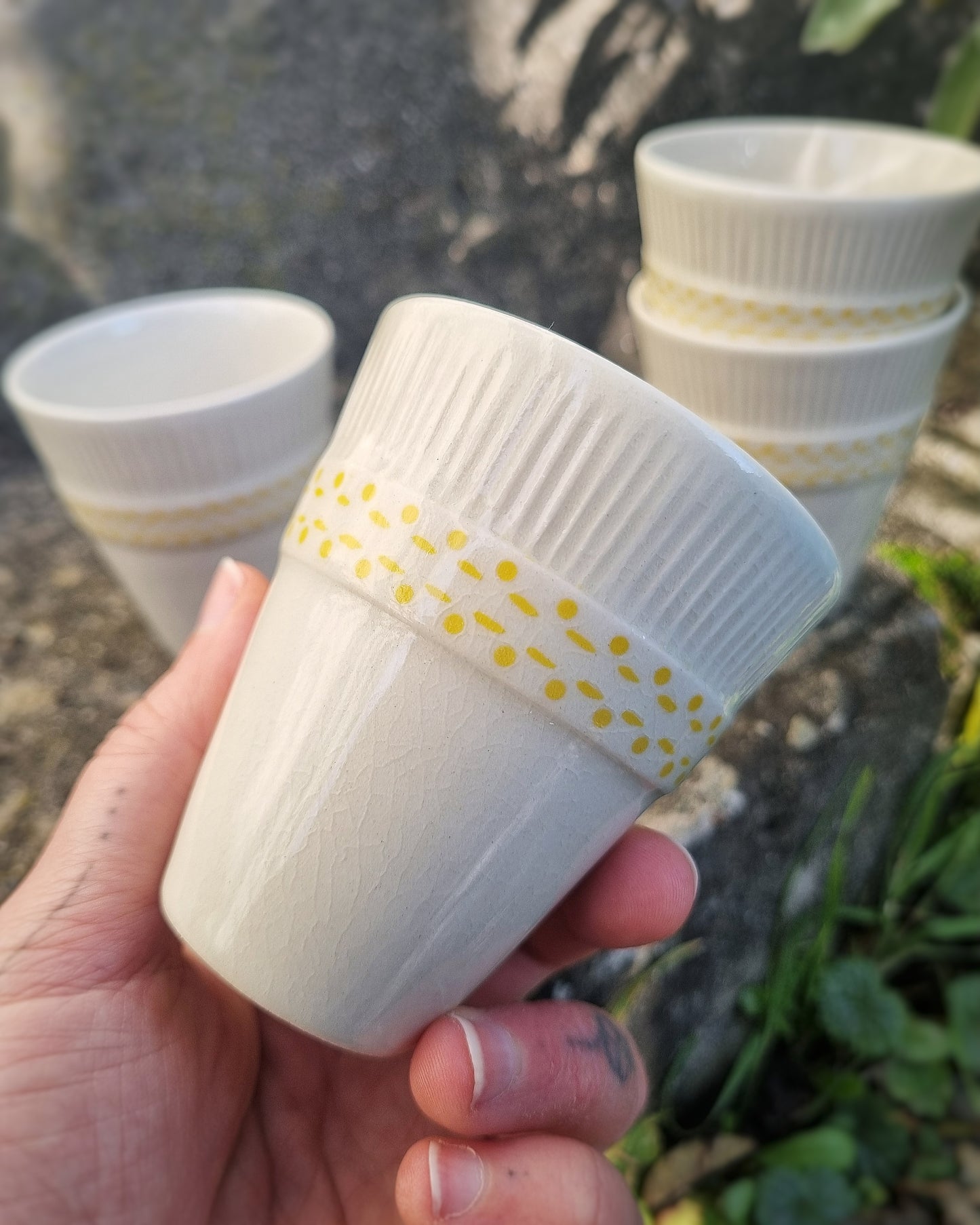 Verre grés porcelaineux motifs jaunes — 150ml