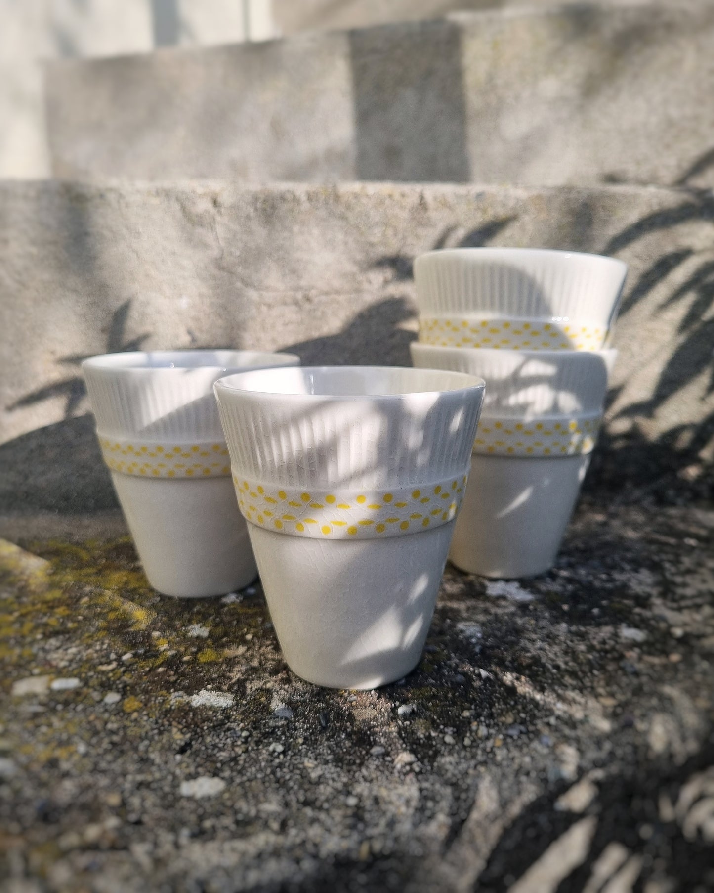 Verre grés porcelaineux motifs jaunes — 150ml