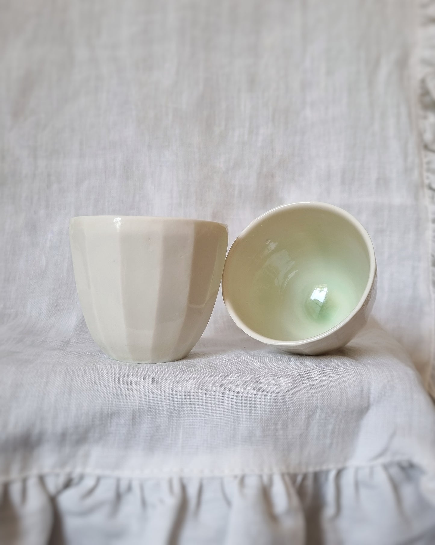 Tasse facettées 100ml intérieur turquoise