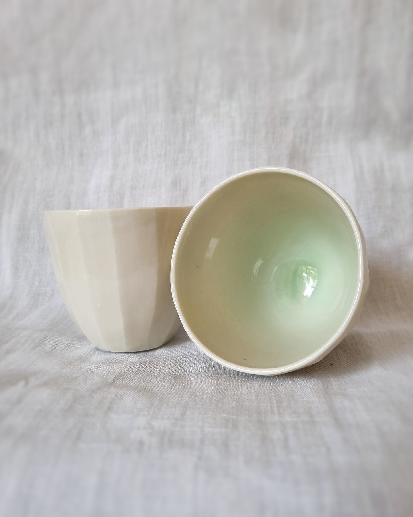 Tasse facettées 100ml intérieur turquoise