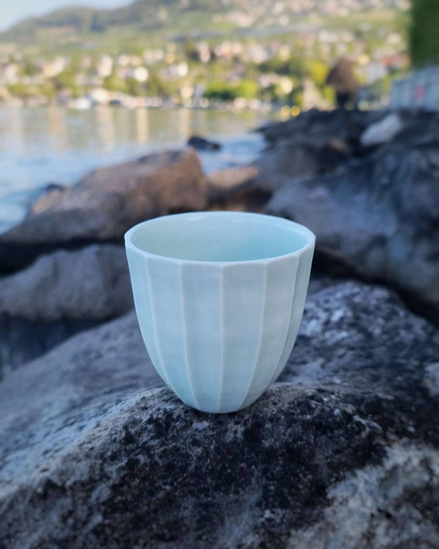 Tasse facettée 125ml bleu céladon