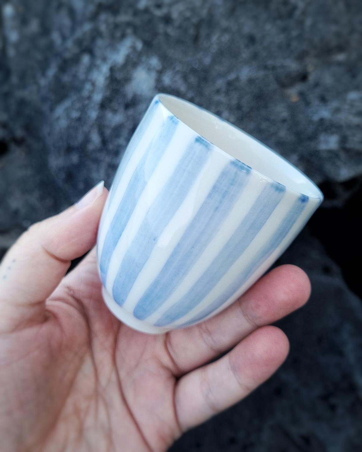 Tasse espresso 100ml, porcelaine blanche, lignes bleu cobalt