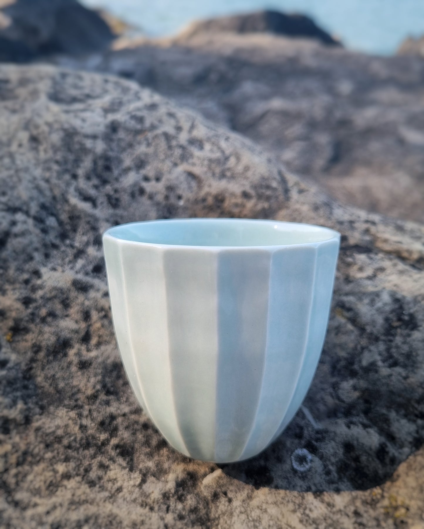 Tasse facettée 125ml bleu céladon