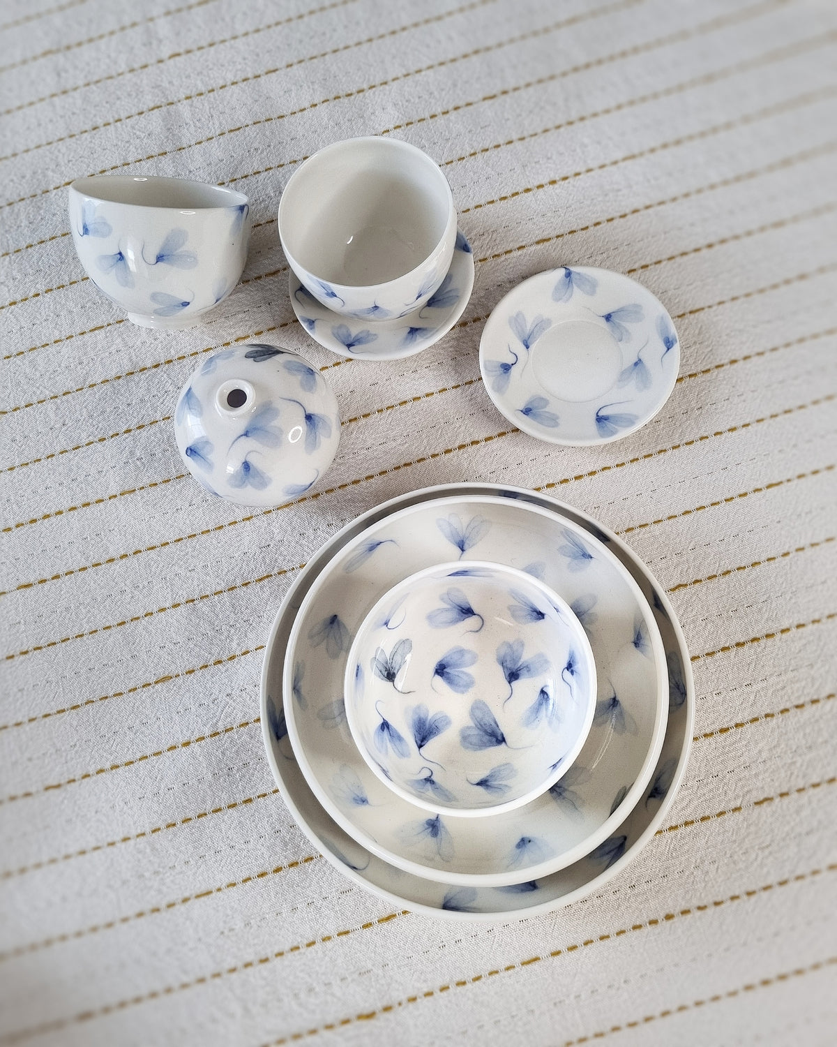 Bol à dips en porcelaine, avec feuilles au vent bleues