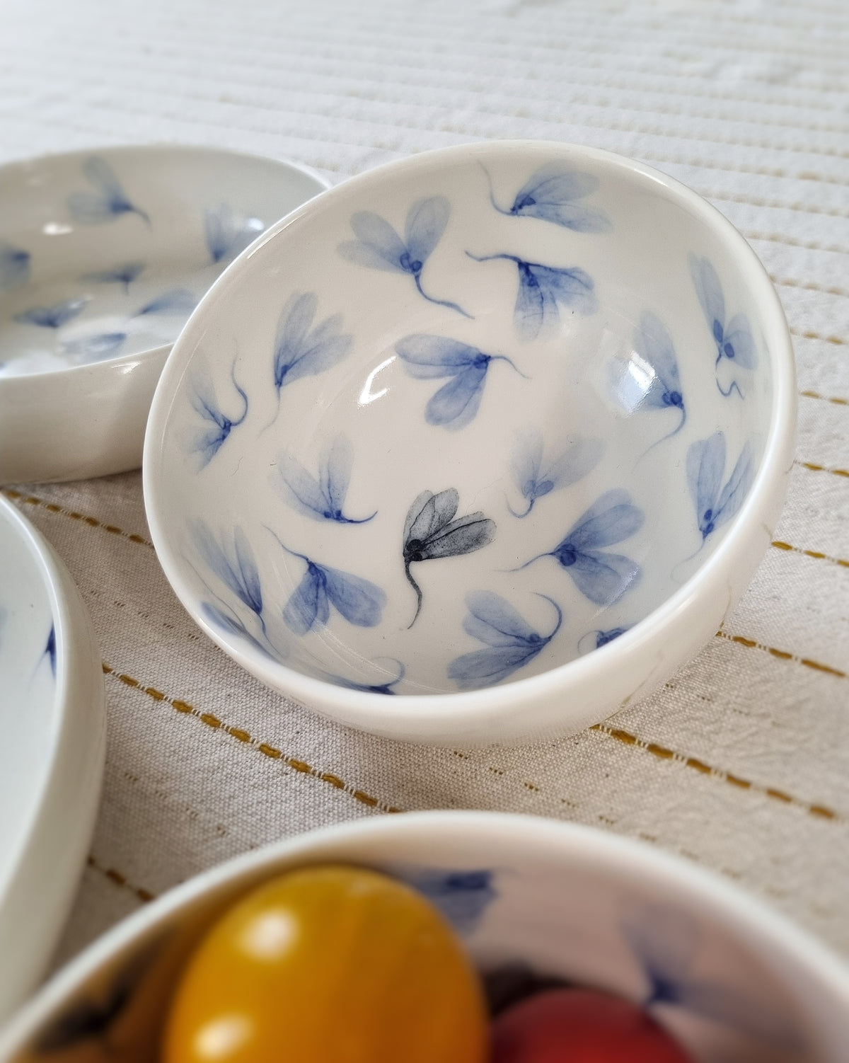 Bol à dips en porcelaine, avec feuilles au vent bleues