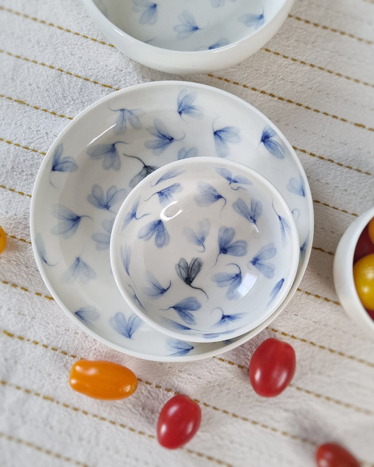 Bol à dips en porcelaine, avec feuilles au vent bleues