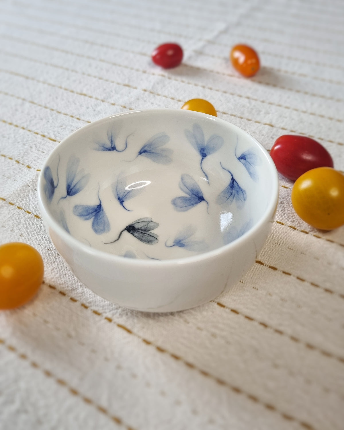 Bol à dips en porcelaine, avec feuilles au vent bleues
