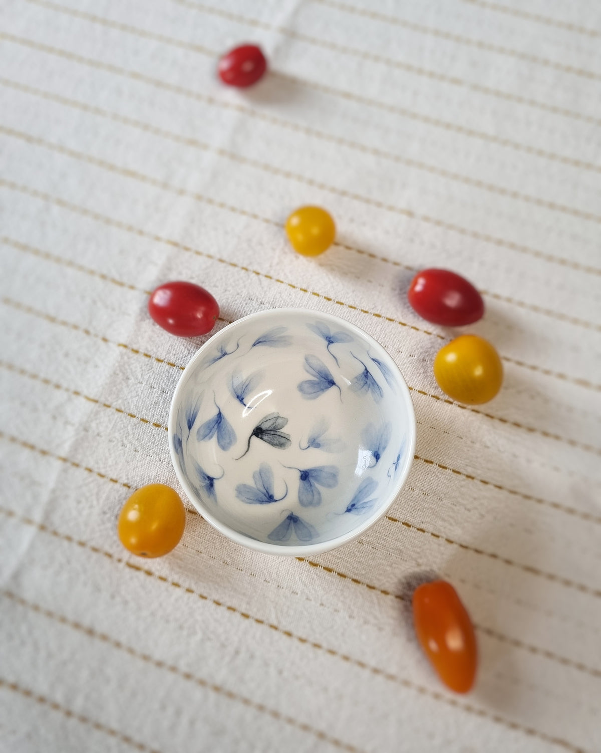 Bol à dips en porcelaine, avec feuilles au vent bleues