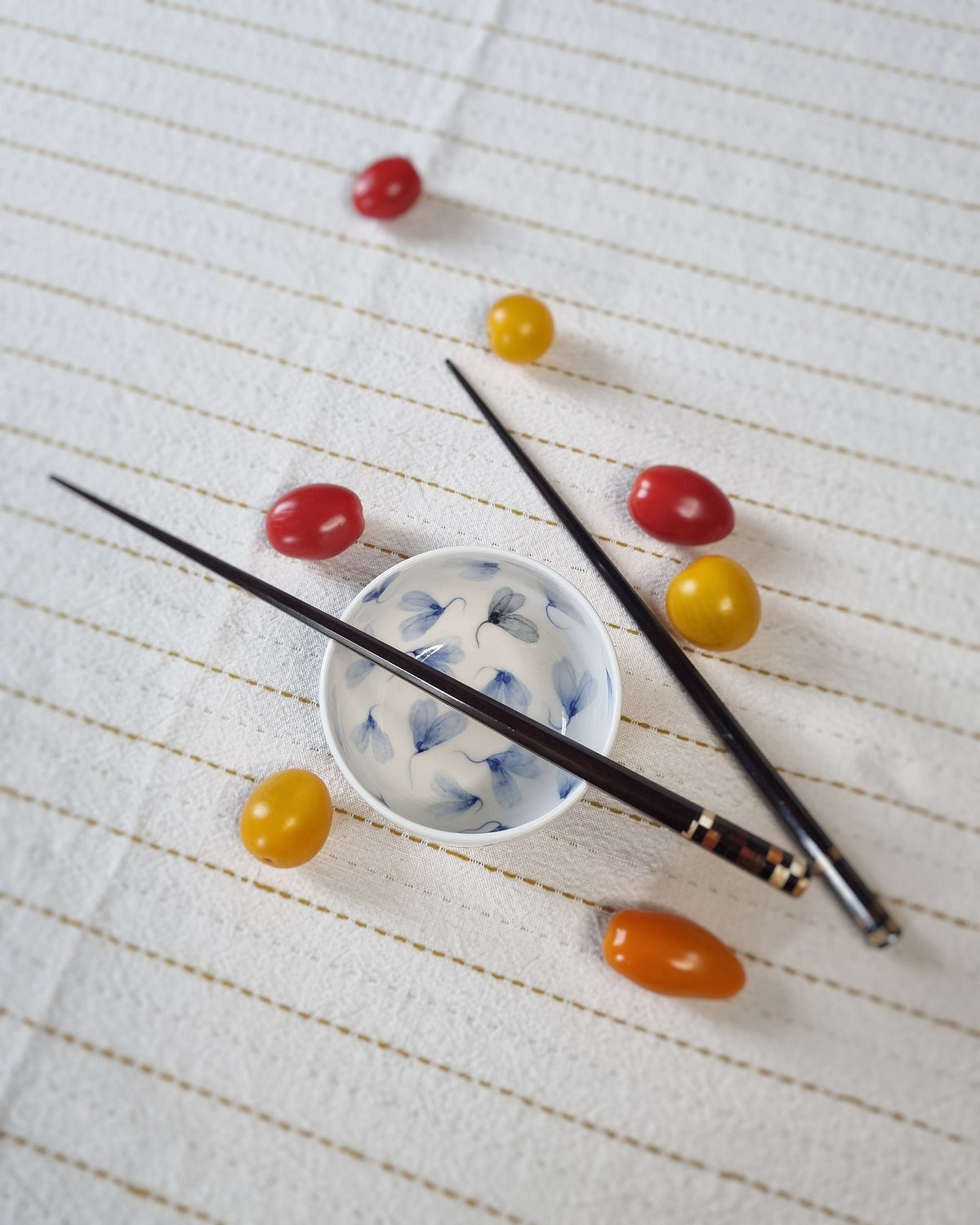 Bol à dips en porcelaine, avec feuilles au vent bleues