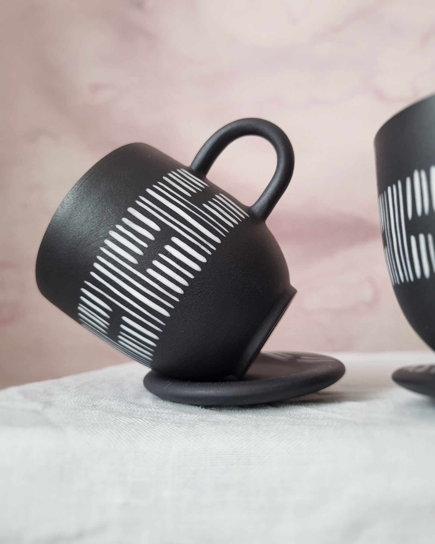 Tasse espresso 100ml en porcelaine noire, avec sous-tasse — D