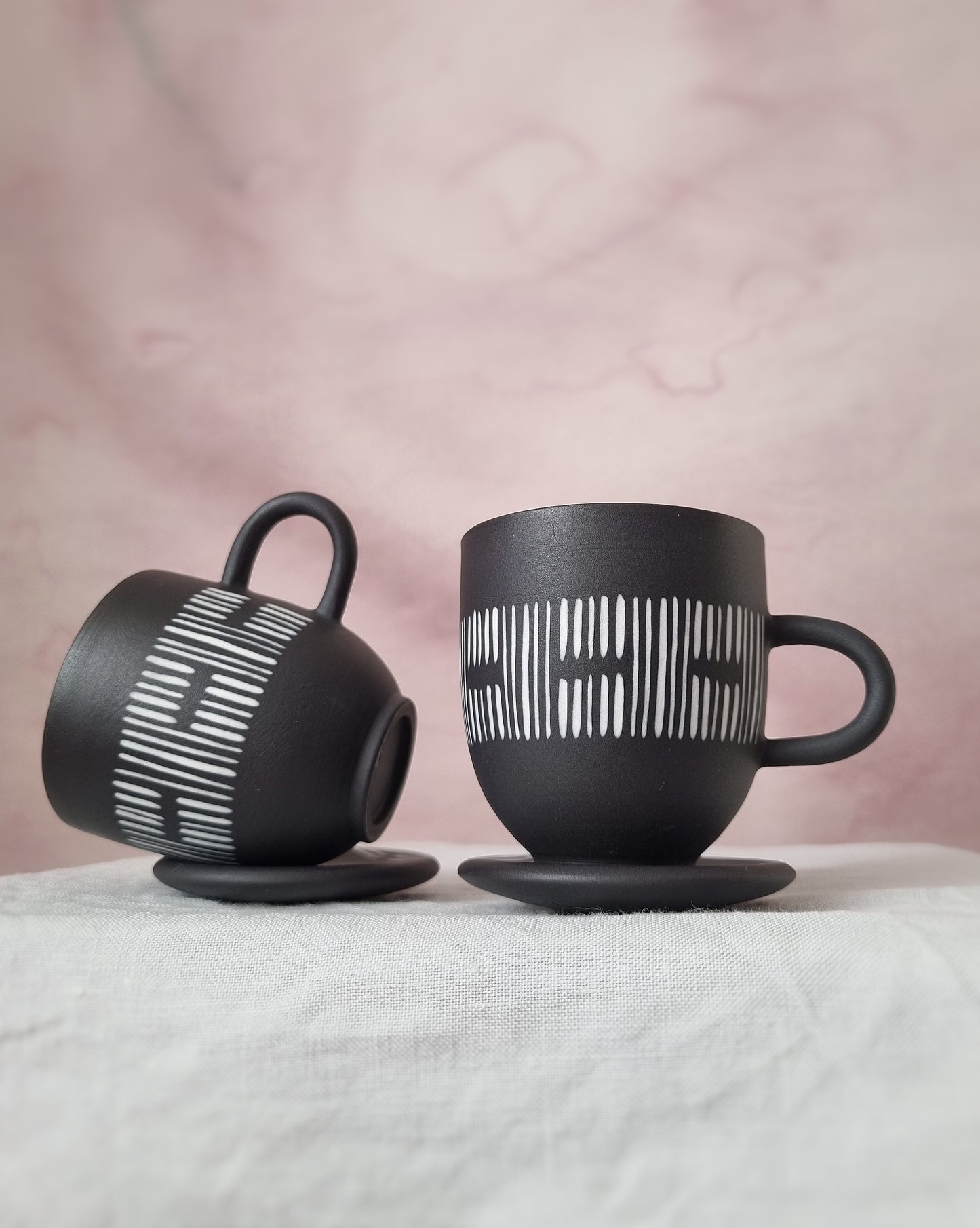 Tasse espresso 100ml en porcelaine noire, avec sous-tasse — D