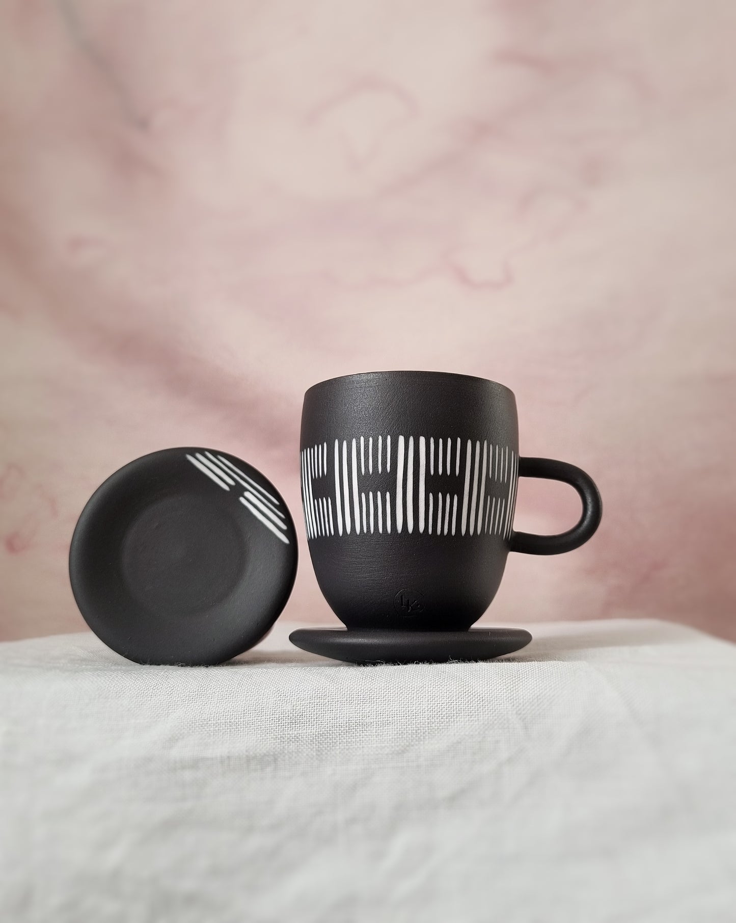 Tasse espresso 100ml en porcelaine noire, avec sous-tasse — A