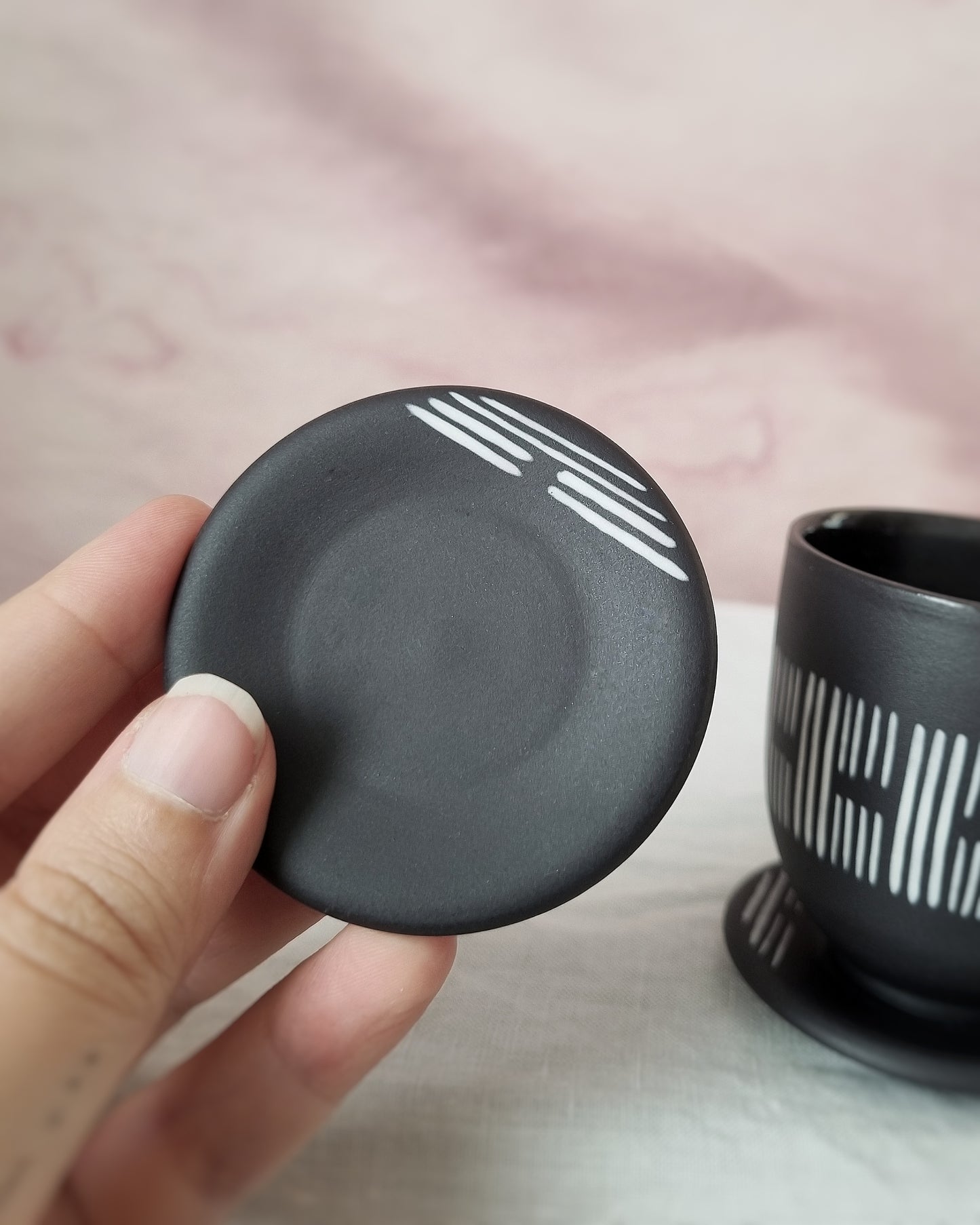 Tasse espresso 100ml en porcelaine noire, avec sous-tasse — B